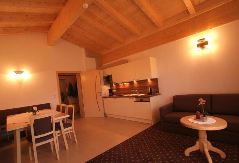 آپارتمان 3 خوابه, Haus Brigitte