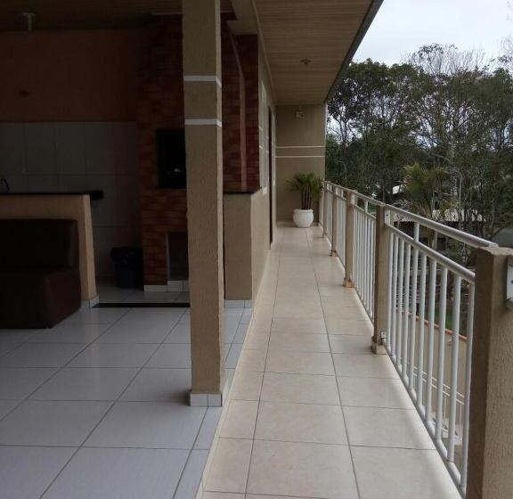 דירת חדר בקומת קרקע, Residencial Havaí