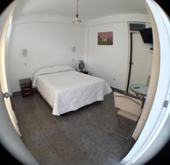 اتاق لوکس یک تخته, Residencial Maria Bonita