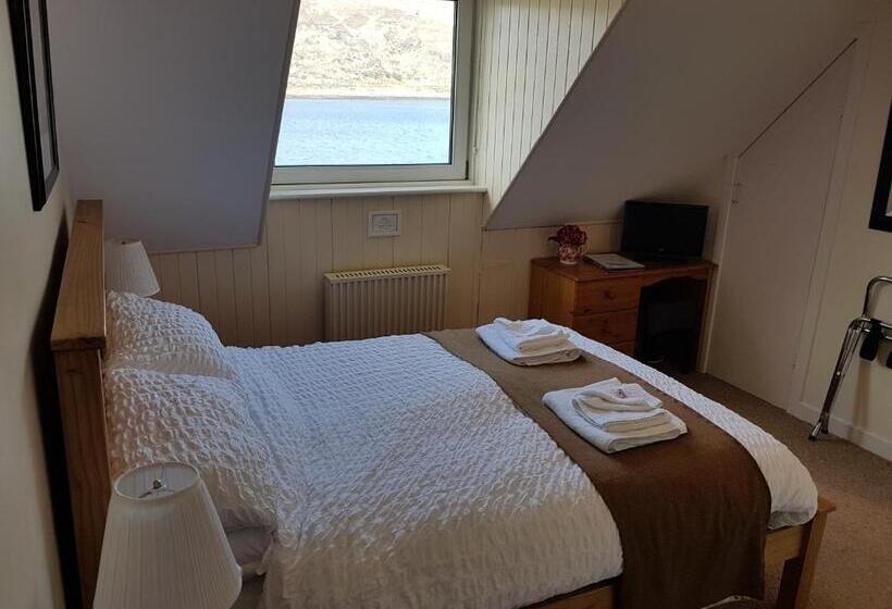 オーシャンビュースタンダードルーム, Skye Picture House