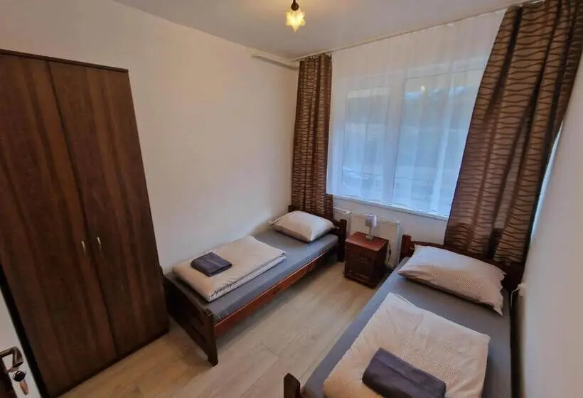 اتاق استاندارد, Dom Horskej Služby