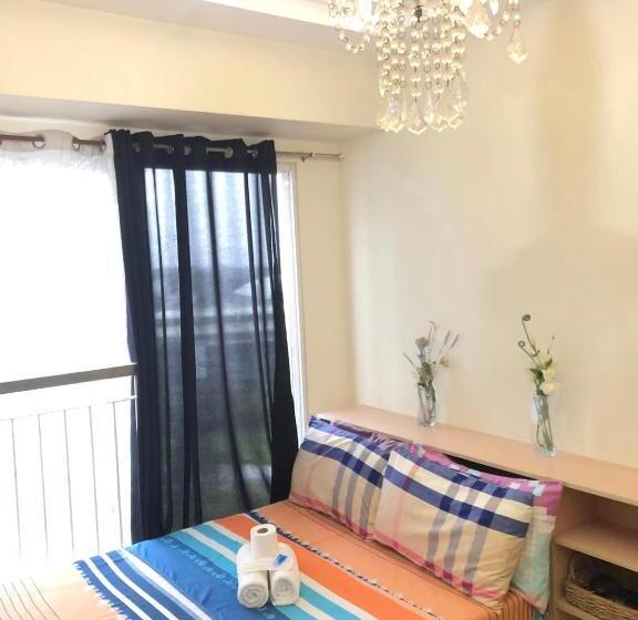 패밀리 스튜디오, Wind Suites