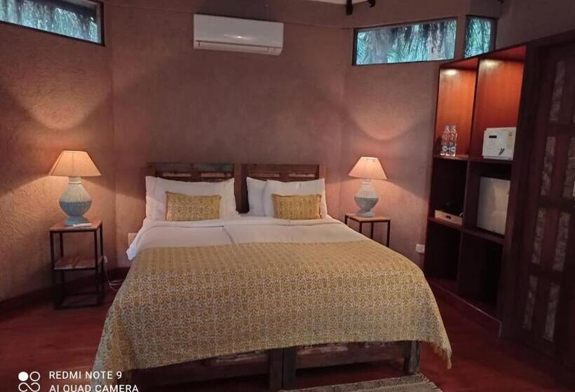 كابينة, Anahata Retreat Ashvem Goa