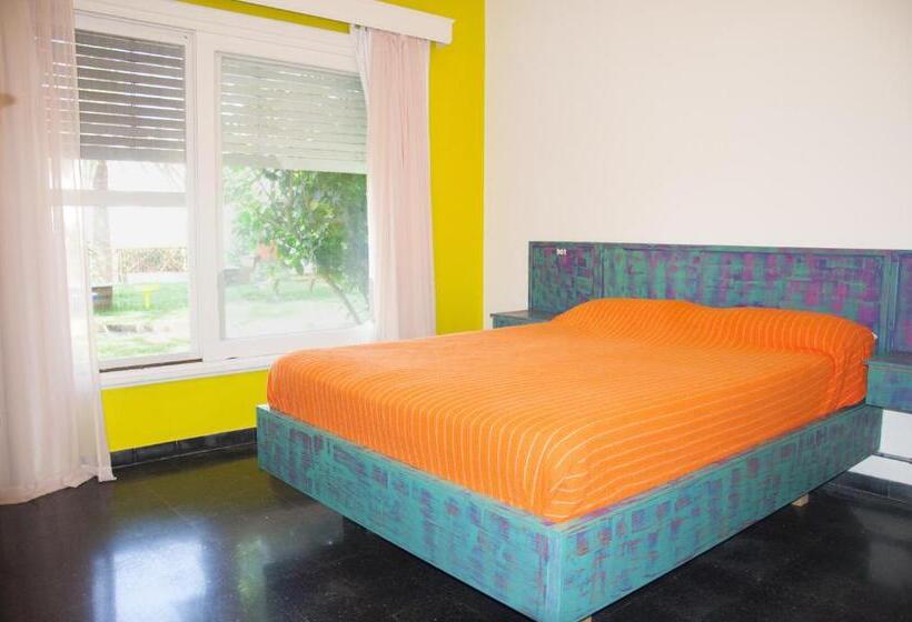 اتاق استاندارد با سرویس بهداشتی مشترک, Hostel Del Puerto