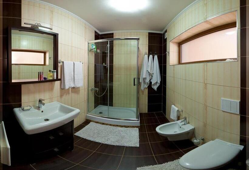 Люкс, Alpen House