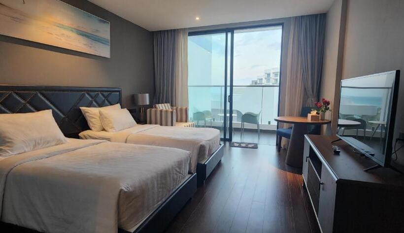 اتاق لوکس, Arena Sea View