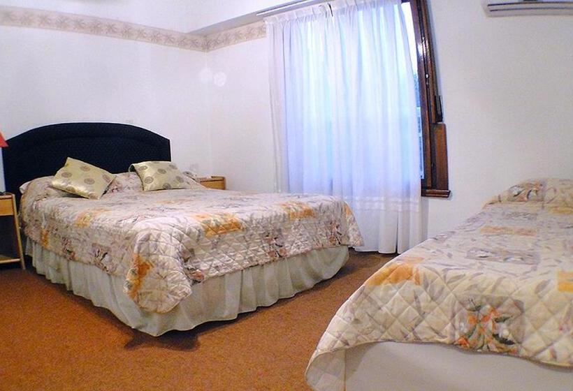 חדר סופריור לשלושה, Bosnia