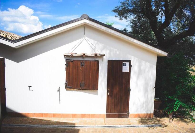 Семейный Номер, Casale Barbagianni