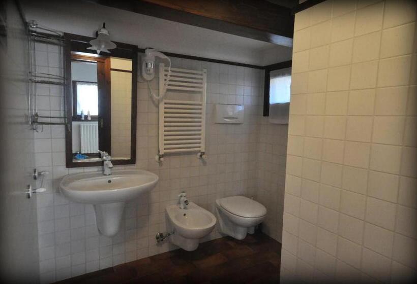 Номер Стандарт Трехместный, Casale Barbagianni