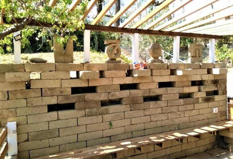 Семейное Студио, Casale Barbagianni