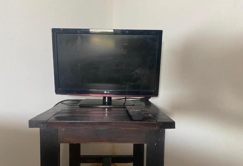 Номер Стандарт, Oyo Life 93255 Kosan Teratai Jaya