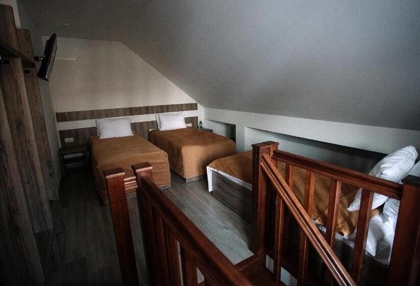 חדר משפחתי, Praha Park