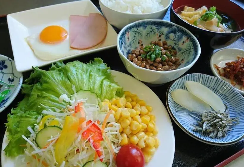 Standard Kolmen Hengen Huone, Taiheiyo