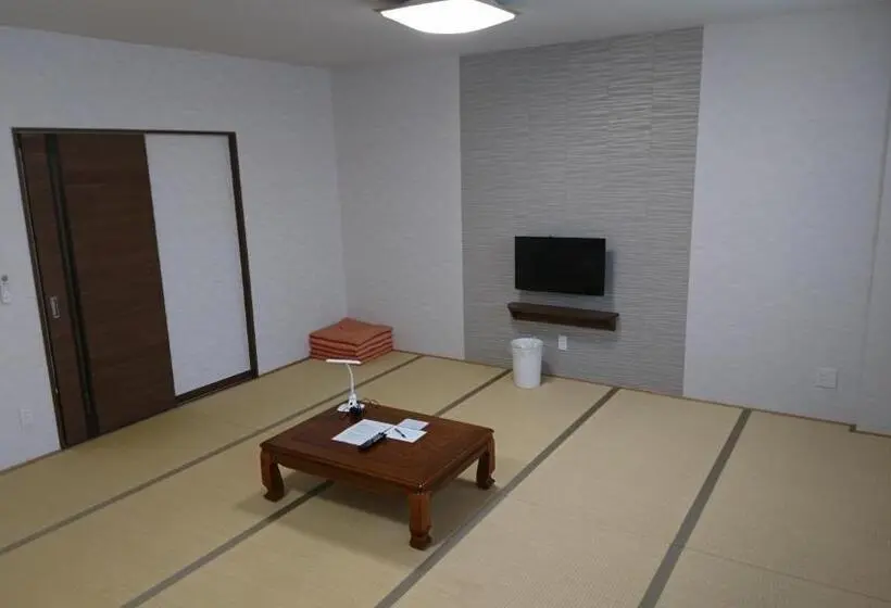 Standard Kolmen Hengen Huone, Taiheiyo