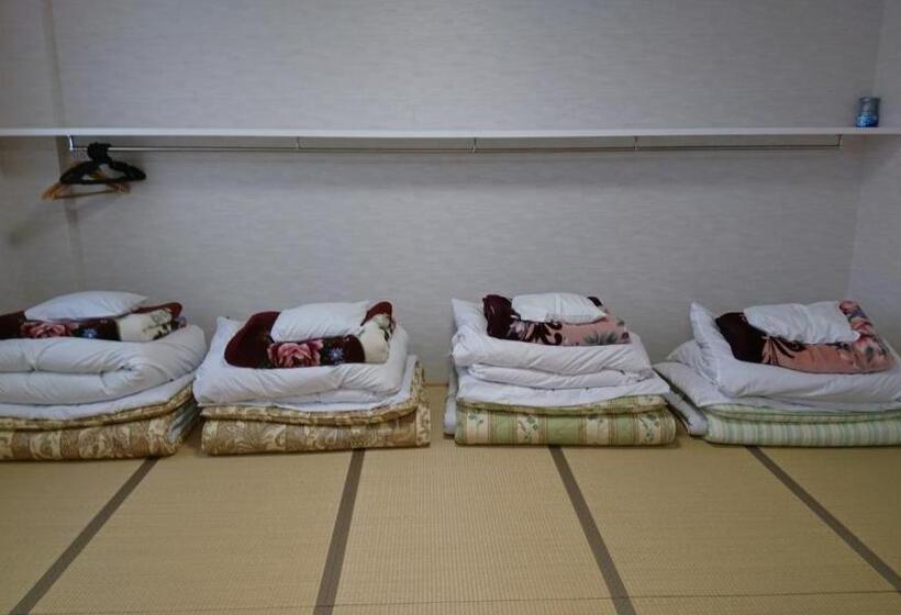 חדר סטנדרט לשלושה, Taiheiyo