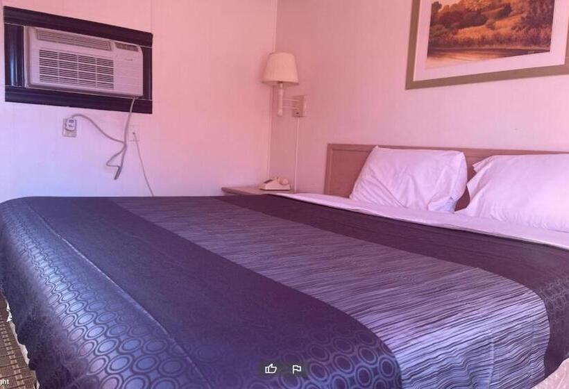 キングサイズベッドのスタンダードルーム, Anson Inn By Oyo