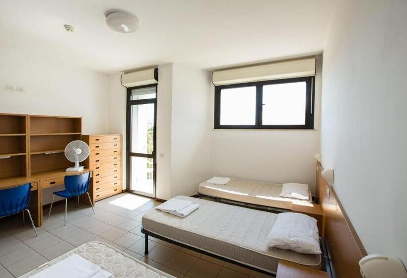 标准三人间, Ostello Ipsia