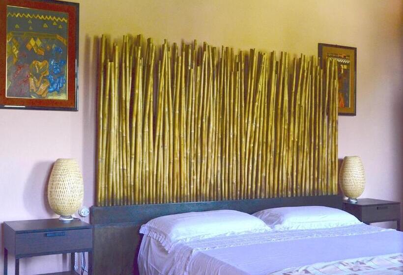 غرفة قياسية, Ca  Del Tajo