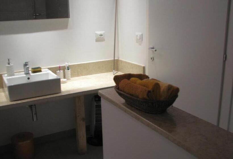 غرفة قياسية, Ca  Del Tajo