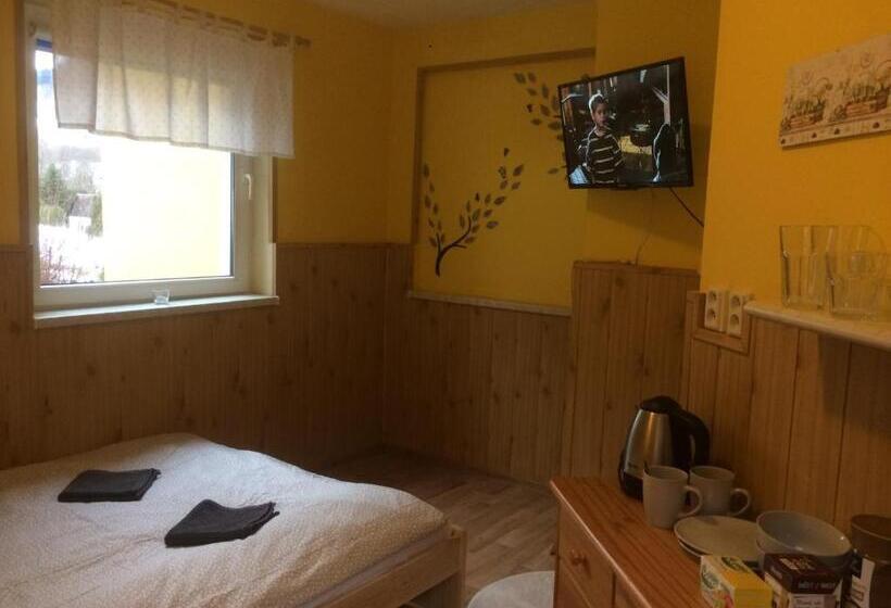 חדר בסיסי, Je Sen, Ubytování Na Horách S Bazénem A Infrasaunou