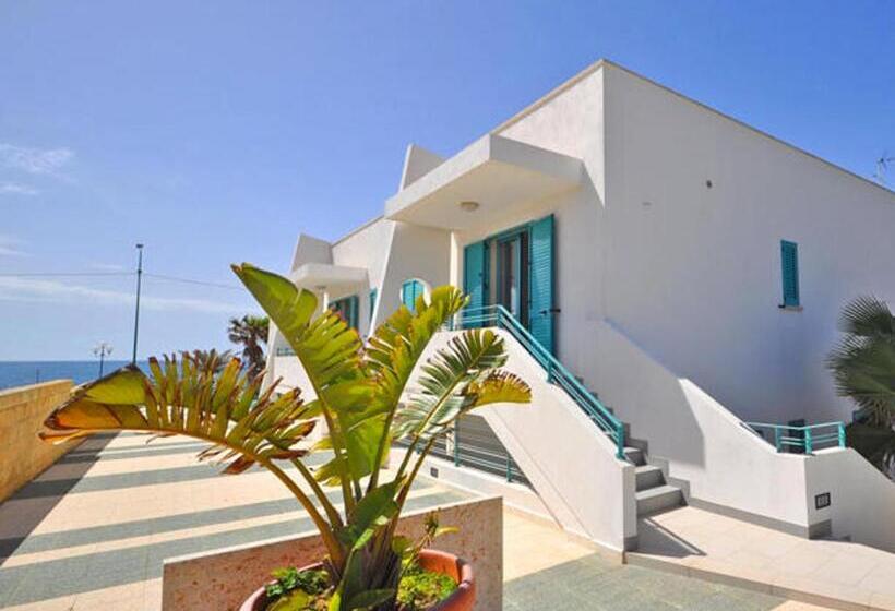 דירת חדר נוף לגינה, Terrazze Del Mare