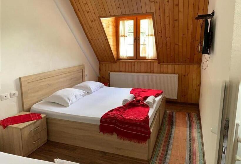 컴포트 트리플 룸, Valbona Tdc