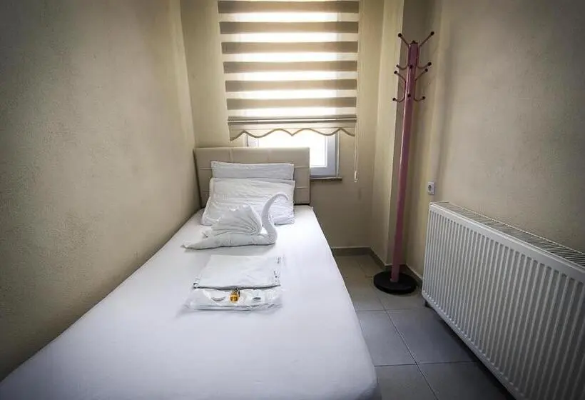 Habitación Estàndard Individual, 22 Otel