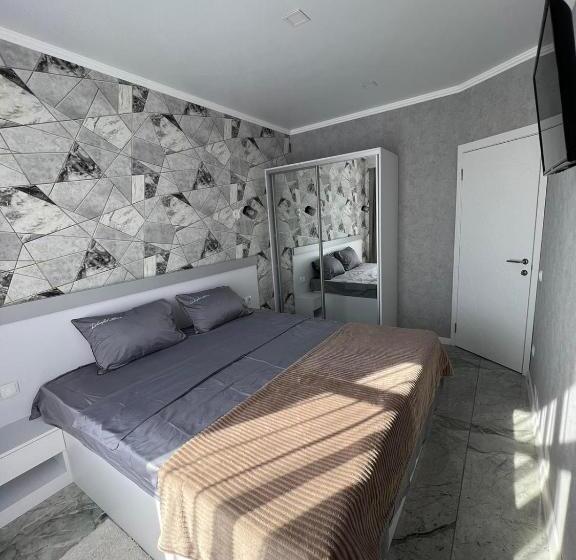 استودیوی استاندارد, Apartments City Center