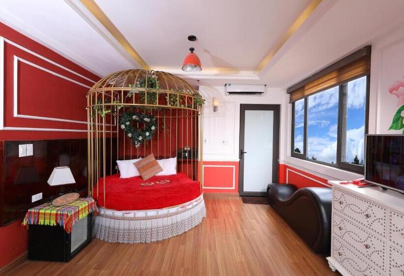 Suite with lake view, Bing Sapa