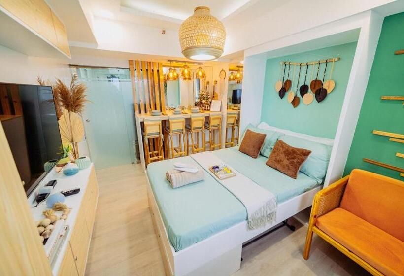 استودیو استاندارد با بالکن, Bohemian Coast At Azure North