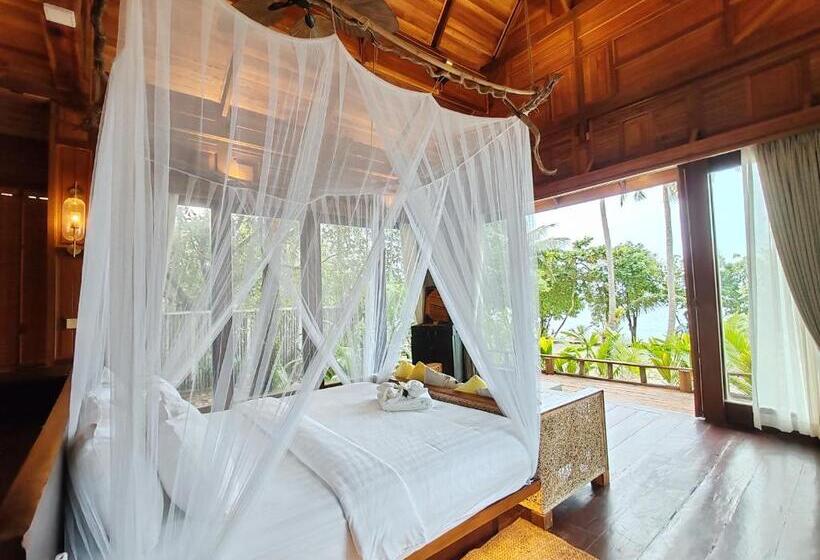 스탠다드 방갈로, Full Moon Island Resort