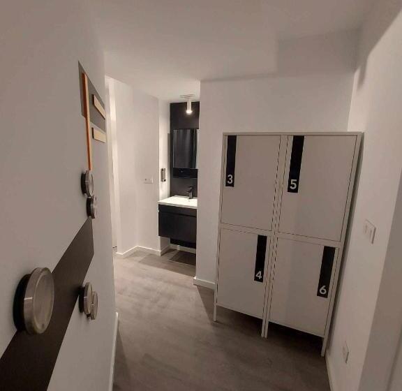 공동 객실, Hostel Alicante