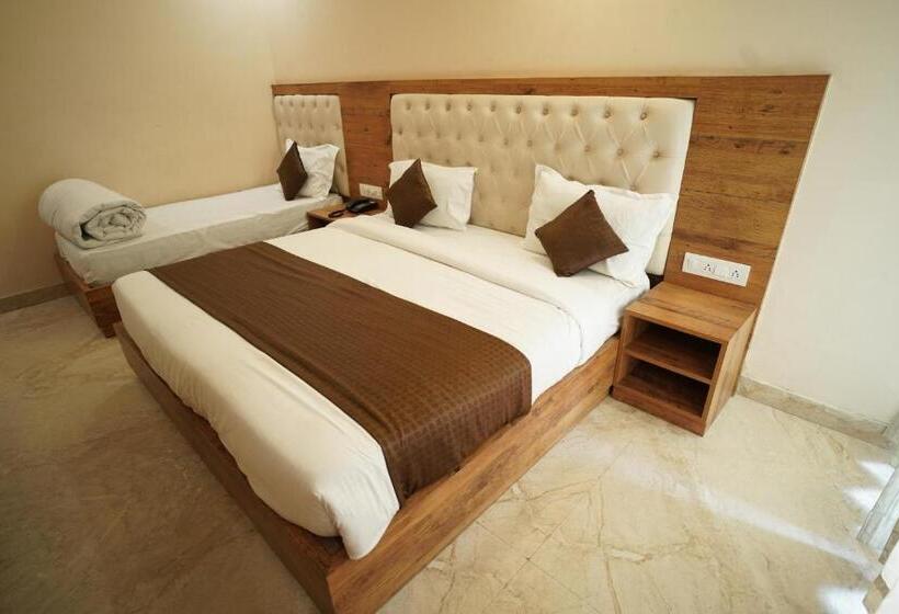 חדר סטנדרט עם מיטת קינג, Anant Rishikesh