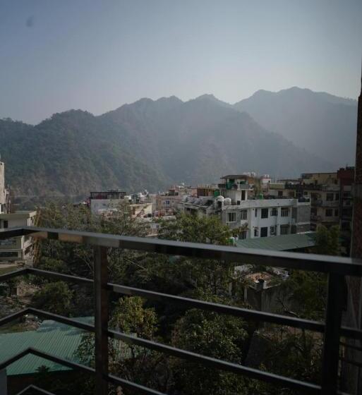 Quarto Triplo Estandar com Sacada, Anant Rishikesh