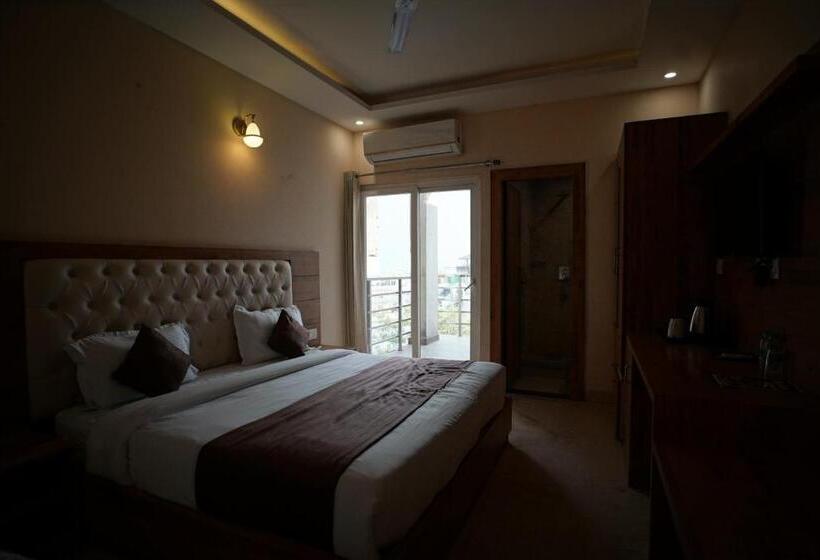 디럭스 룸, Anant Rishikesh