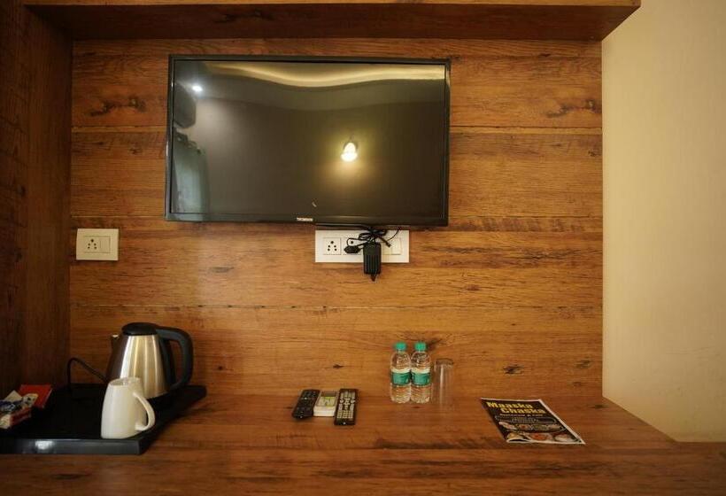 Quarto Triplo Deluxe, Anant Rishikesh