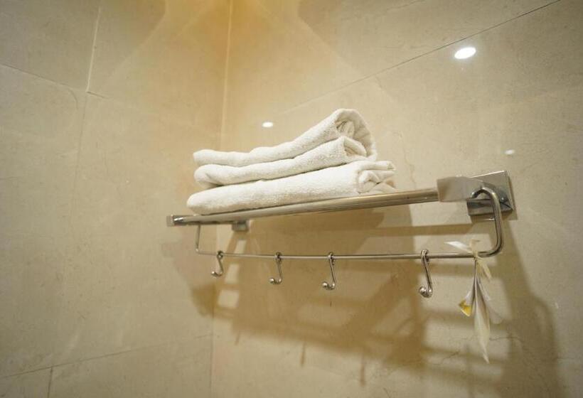 חדר סטנדרט עם מיטת קינג, Anant Rishikesh