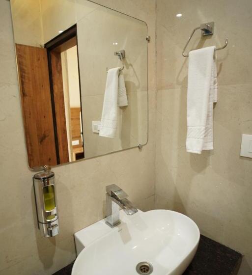 חדר סטנדרט עם מיטת קינג, Anant Rishikesh