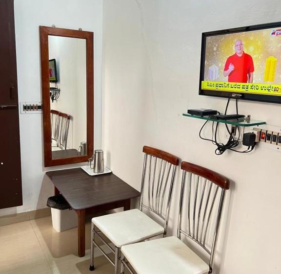 חדר סטנדרט, Caveri Inn