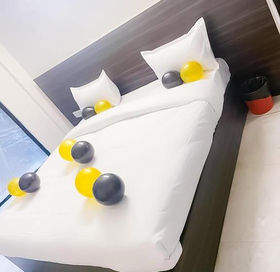 Quarto Deluxe, Hauz Khas Villa