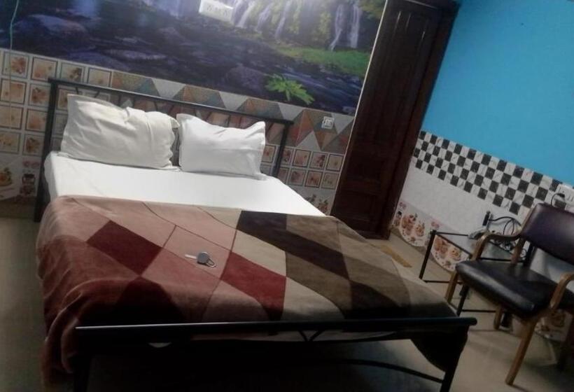 Quarto Estandar, New Apple Rose