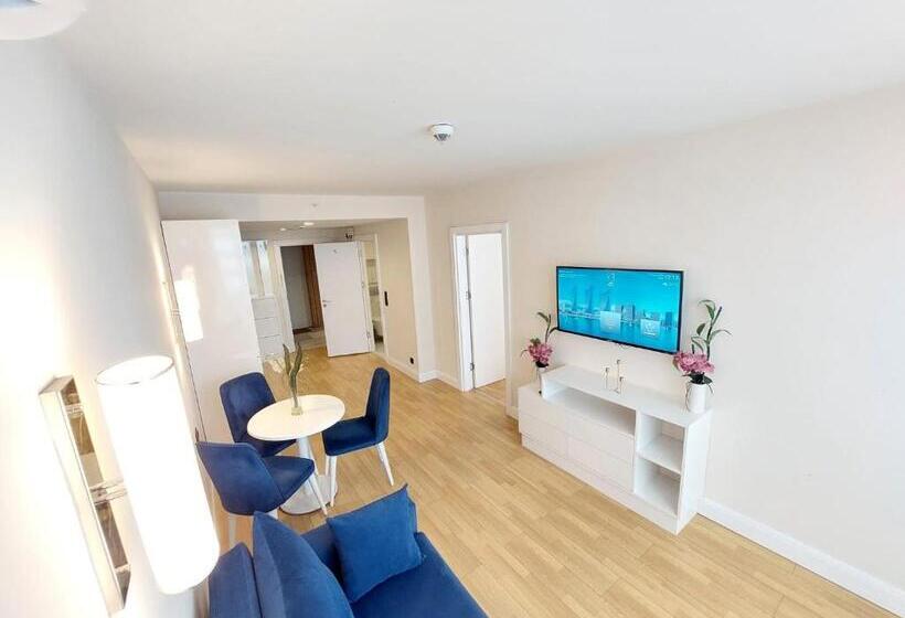 آپارتمان خانواده 1 خوابه, Beach Hotel Orbi City