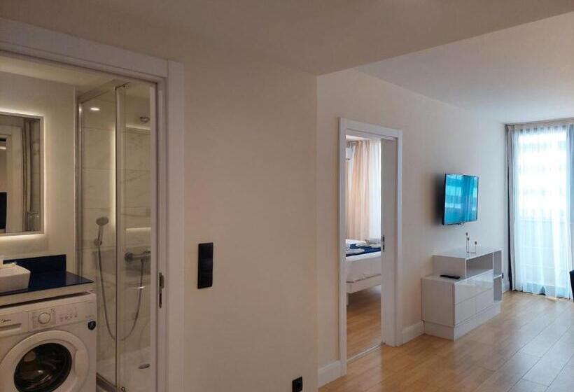 آپارتمان خانواده 1 خوابه, Beach Hotel Orbi City