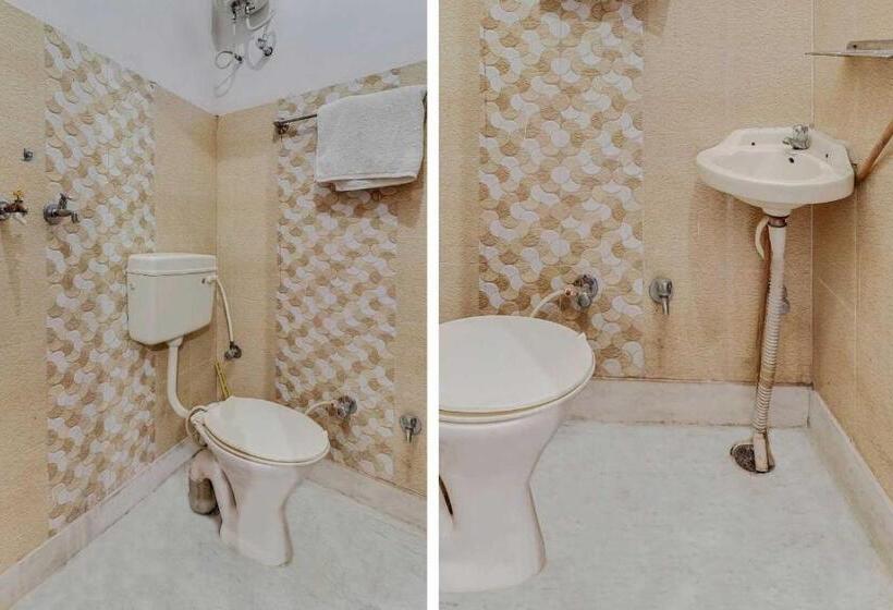 トリプルクラシックルーム, Oyo Delightful Stay