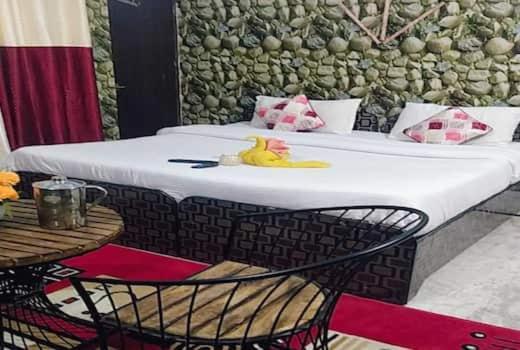 トリプルクラシックルーム, Oyo Delightful Stay