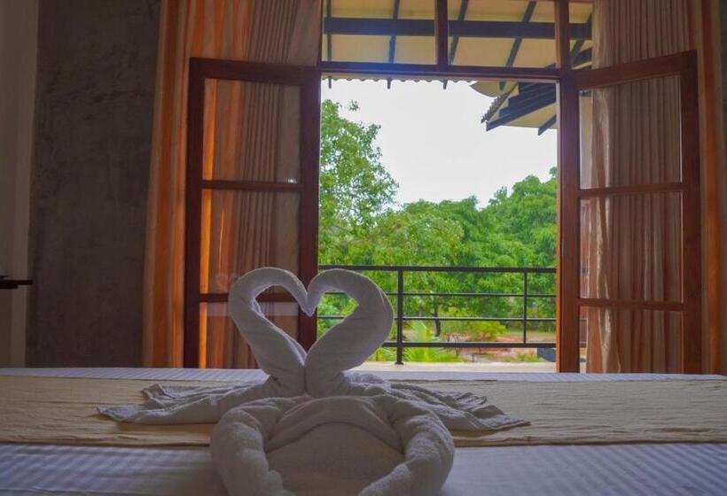 テラス付きスタンダードルーム, Sigiriya Cottage