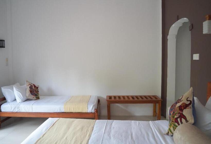 スタンダードルーム, Sigiriya Cottage