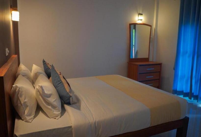 스탠다드 트리플 룸, Sigiriya Cottage