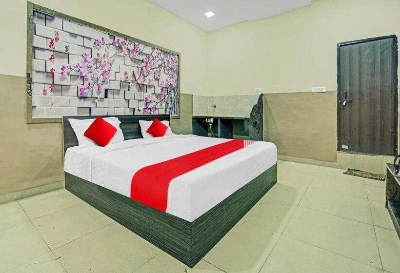 Трехместный Номер Классика, Oyo Flagship 80557 Hotel New Ss Palace