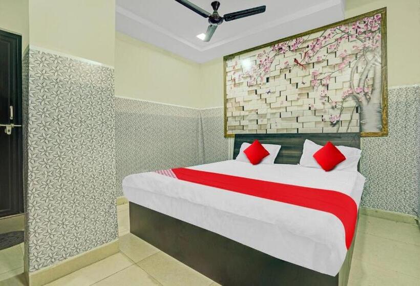 غرفة كلاسيكية ثلاثية, Oyo Flagship 80557 Hotel New Ss Palace